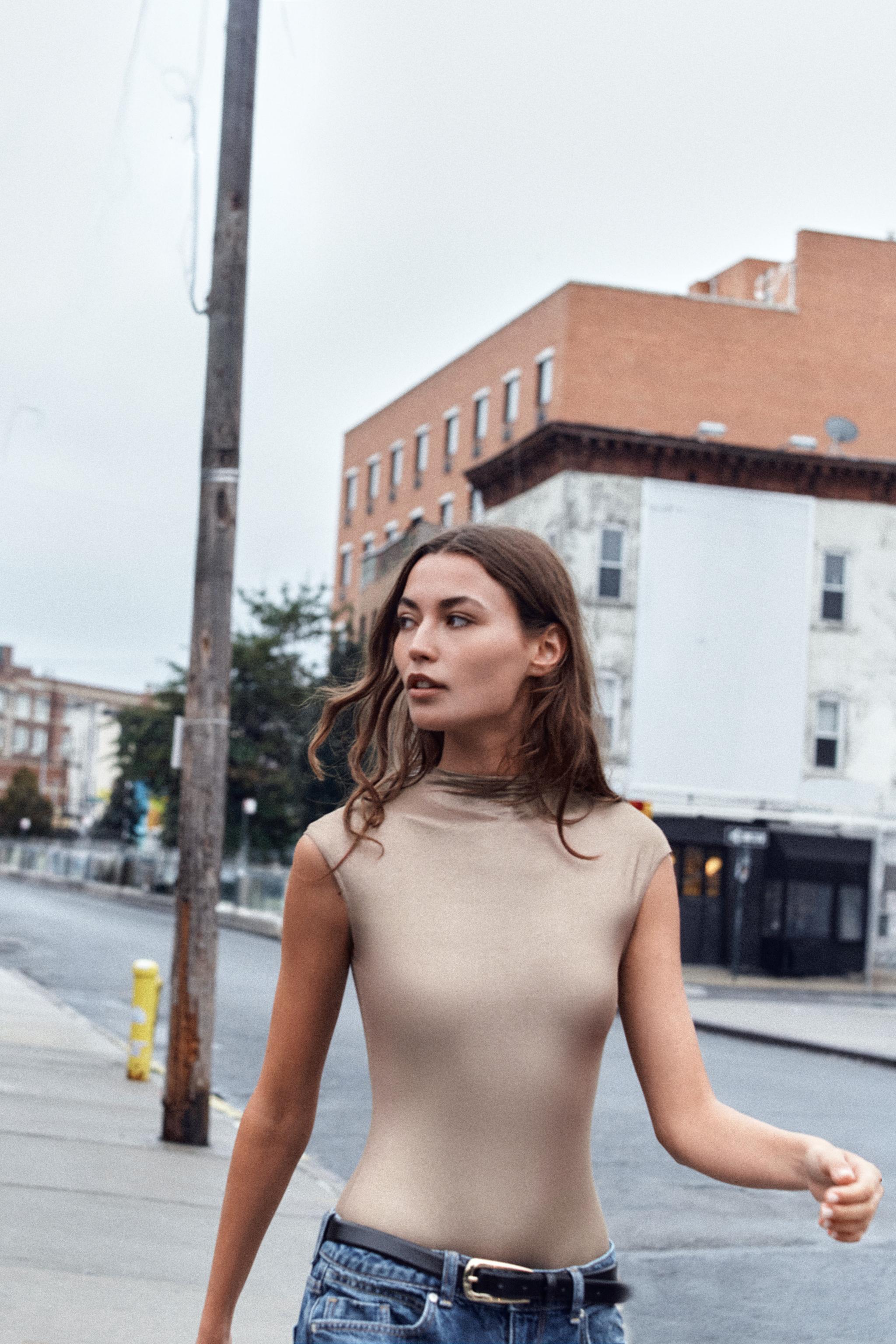 ZARA 포일 반소매 바디수트