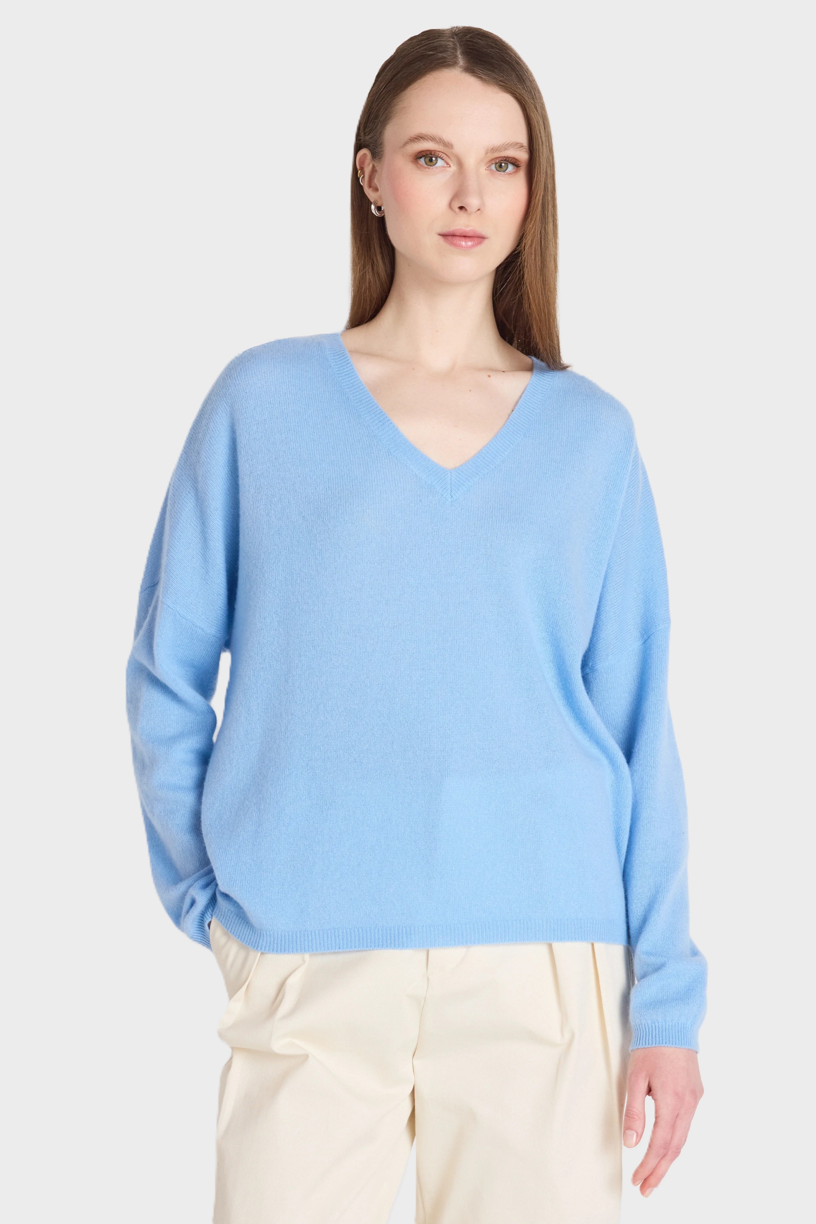 ABSOLUT CASHMERE 브이넥 스웨터 다크 헤더 그레이