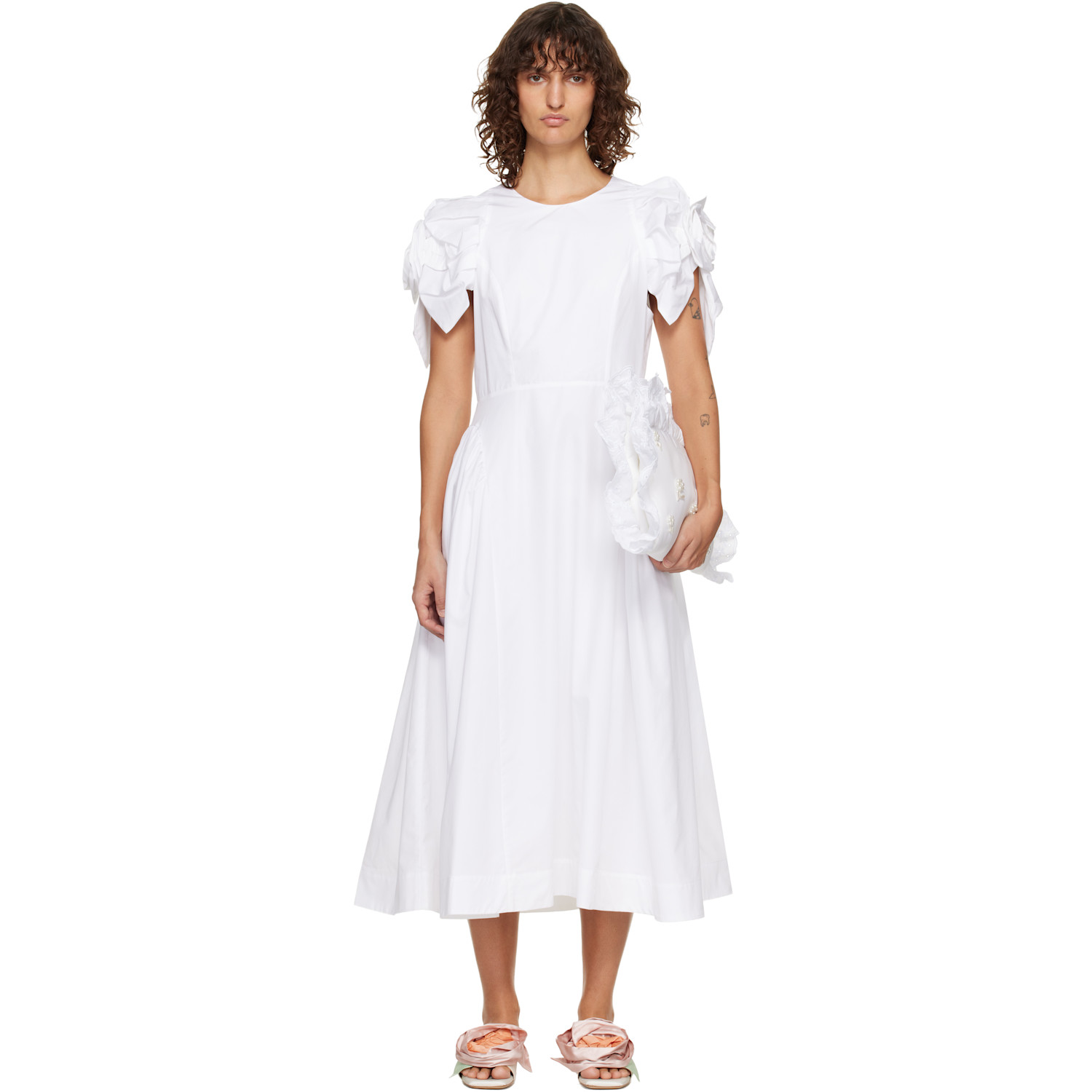 Simone Rocha 화이트 로즈 퍼프 슬리브 힙 미디 드레스