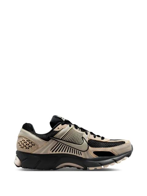 NIKE 줌 보메로 5 스니커즈