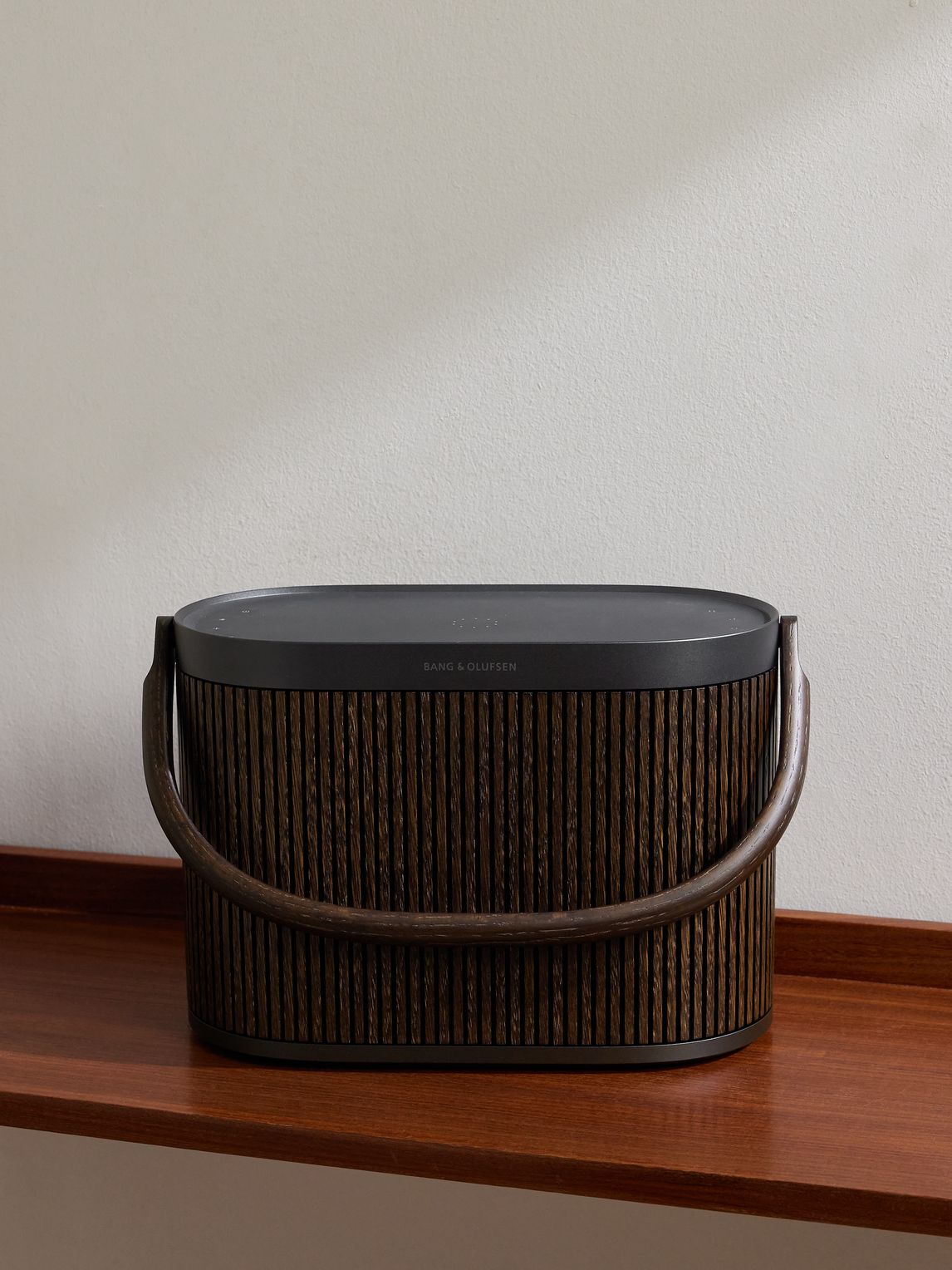 Bang & Olufsen 베오사운드 A5 스피커