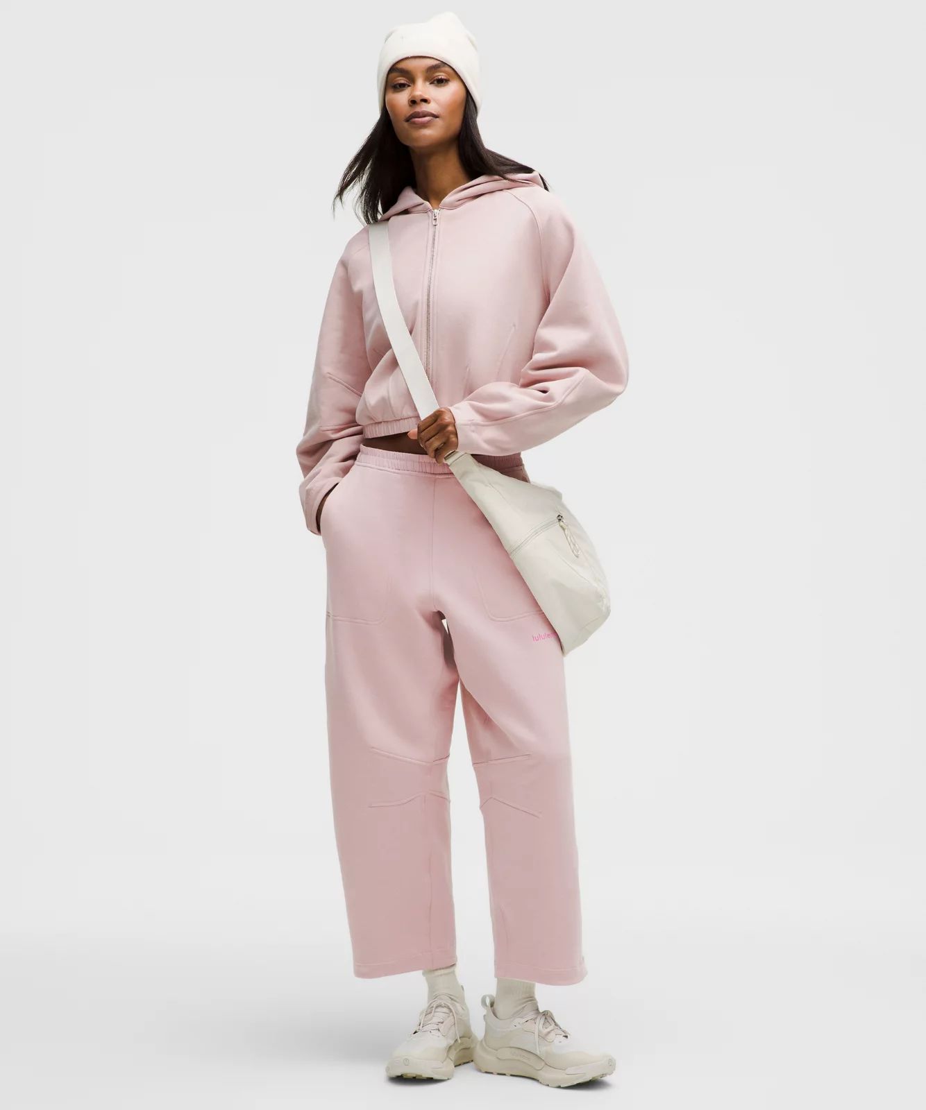 lululemon 라운지풀 배럴 레그 하이라이즈 크롭 팬츠