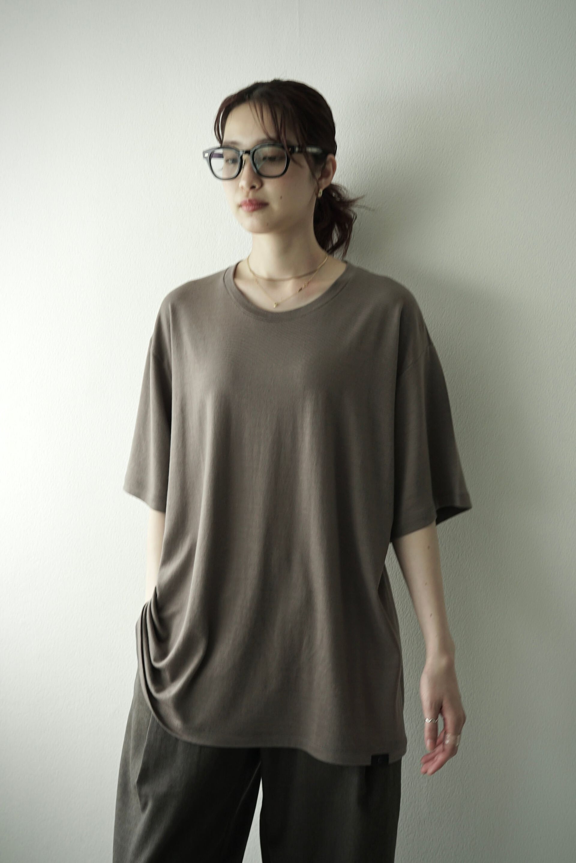 COLINA 캡르티카 CAP711CS26 수퍼140s 워셔블 울 저지 S140 울 티