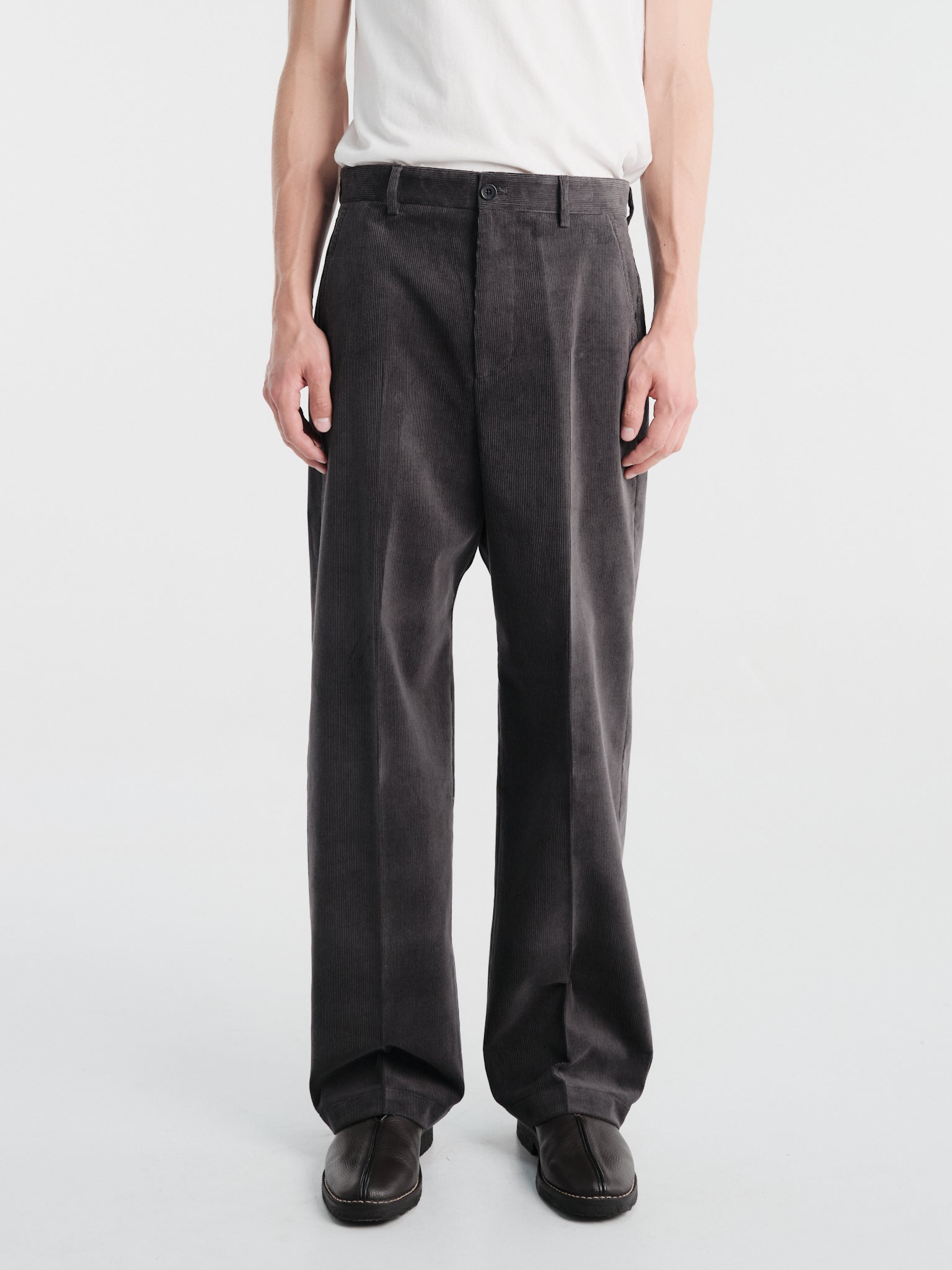 SALON C. LUNDMAN 루즈 코듀로이 바지