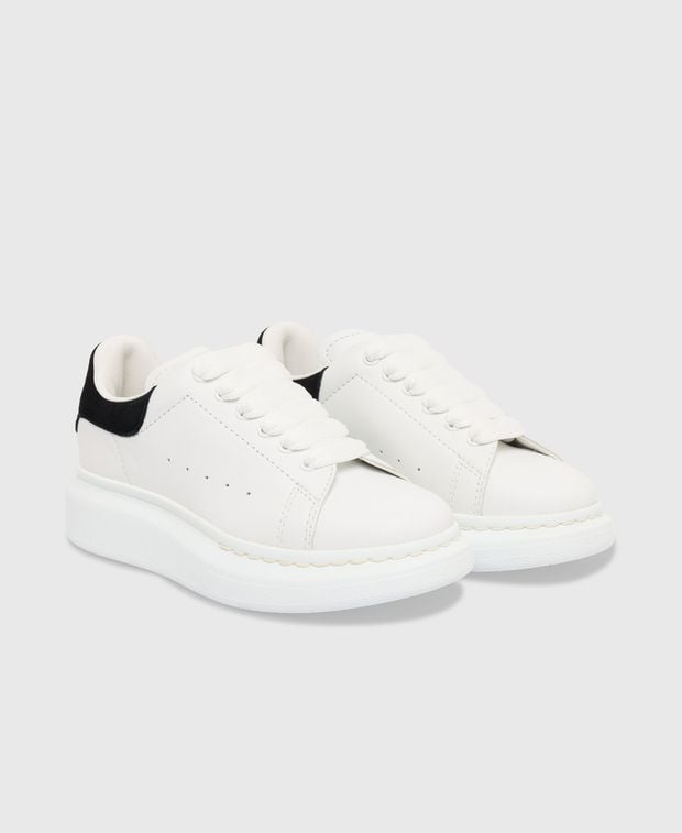 ALEXANDER MCQUEEN 스니커즈