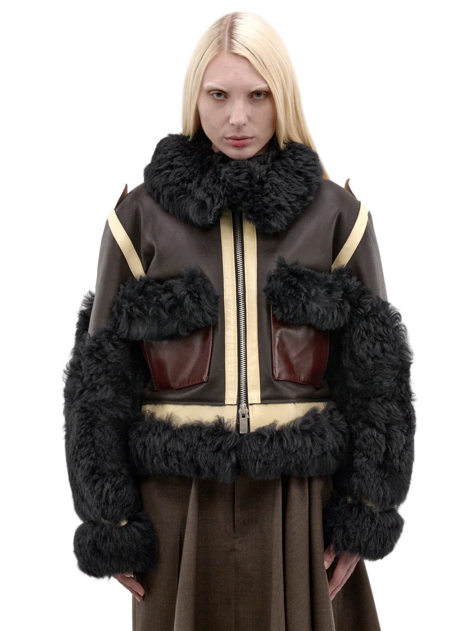 SACAI 브라운 시어링 가죽 블루종